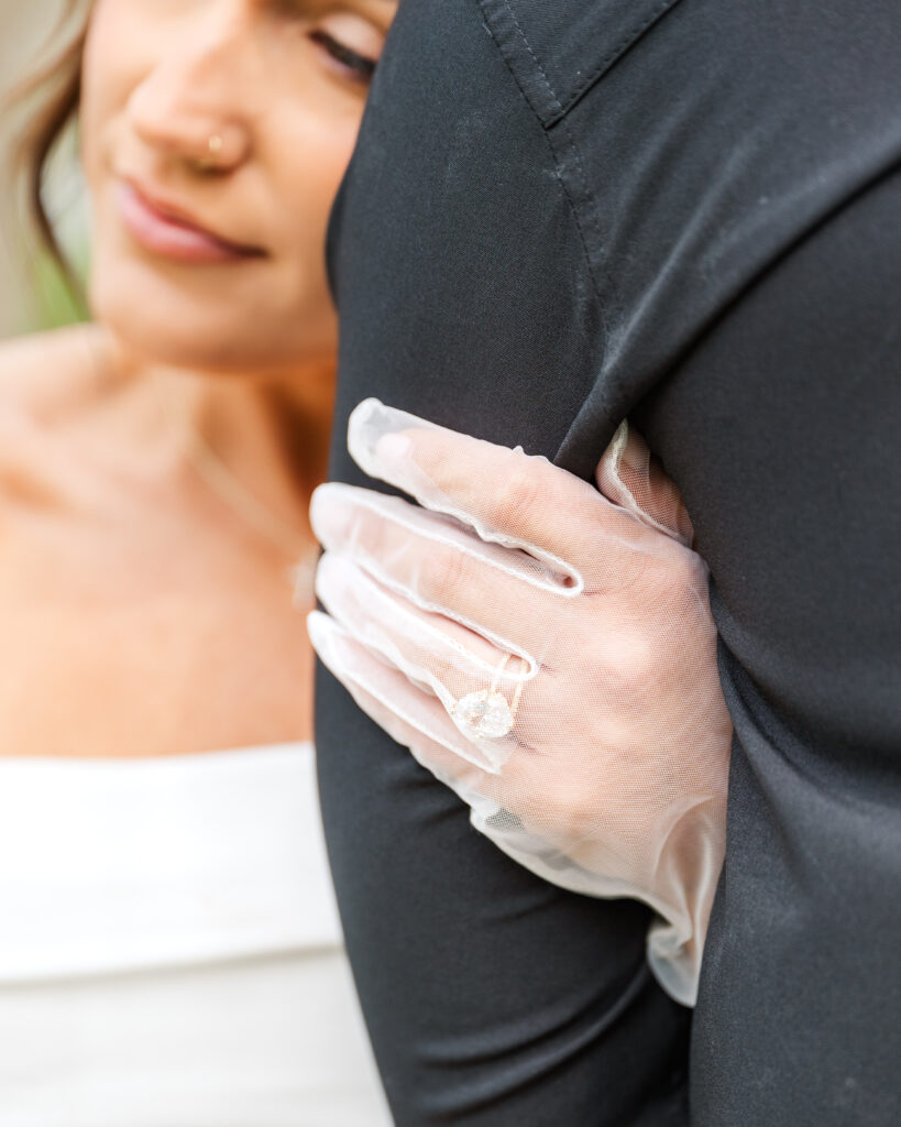 bride wearing gloves for lexington wedding